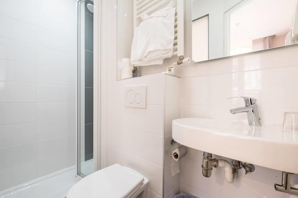 Chambre Simple avec Salle de Bains Privative